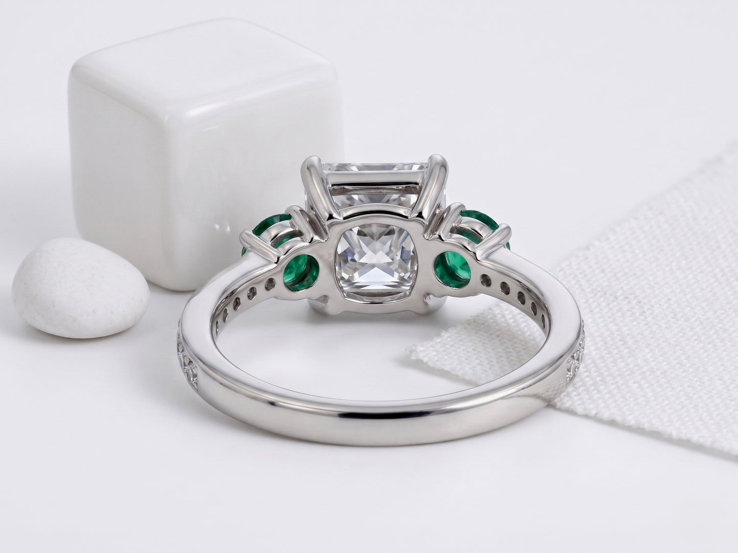 Aura Verda Princess Cut Diamond Ring