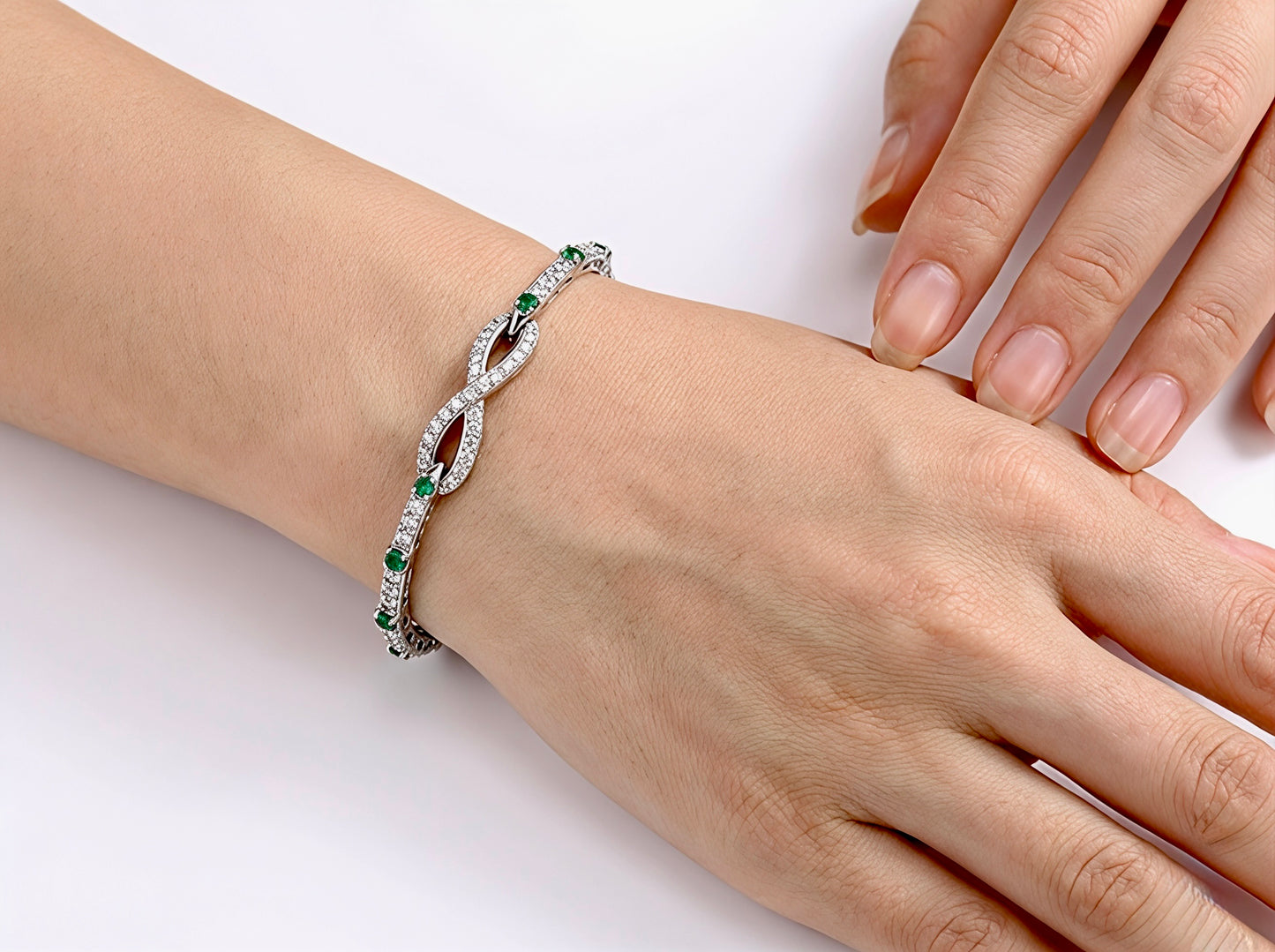 Infinity Emerald Link Bracelet