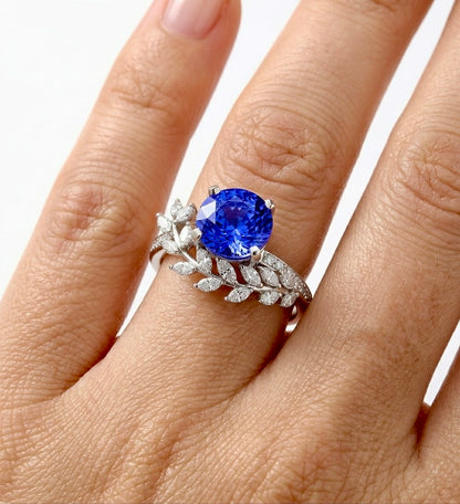 Celeste Sapphire Laurel Ring