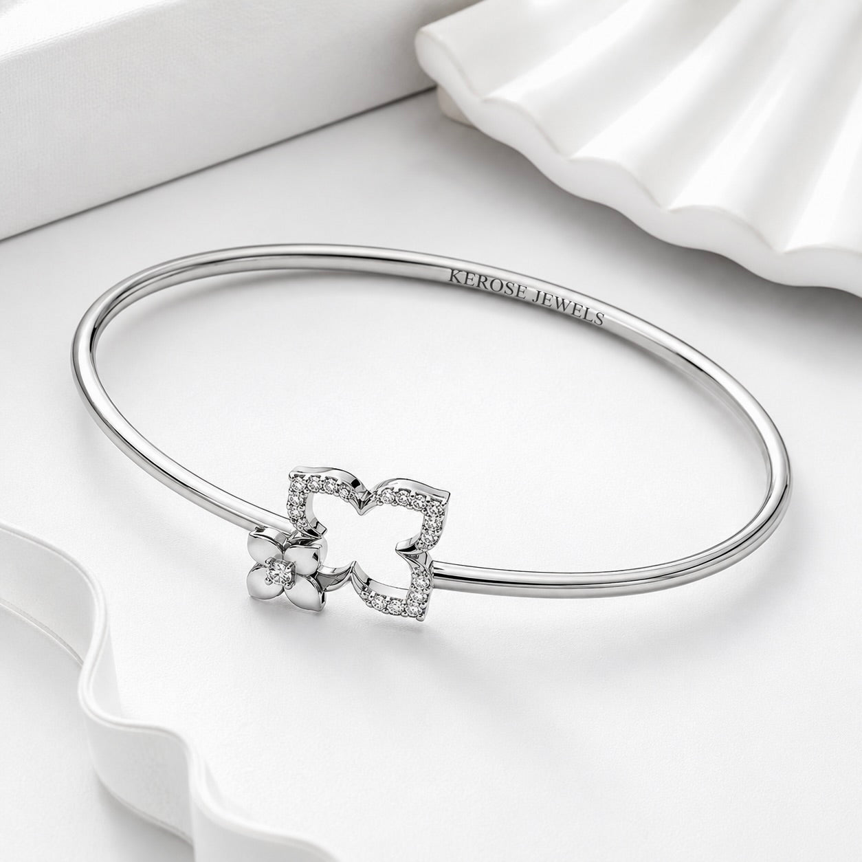 Floral Clover Bangle